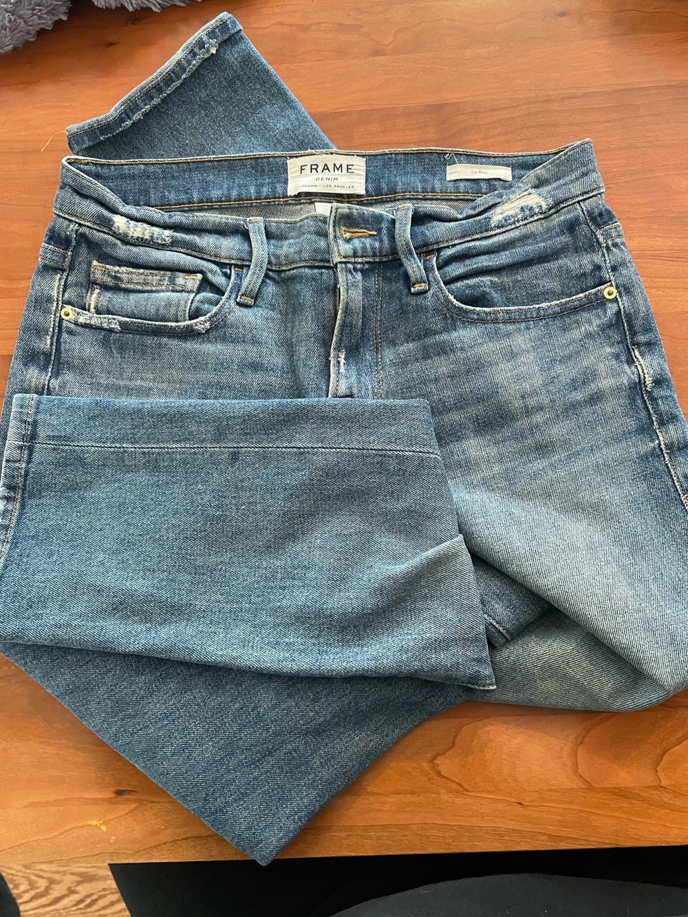 Frame denim le boy